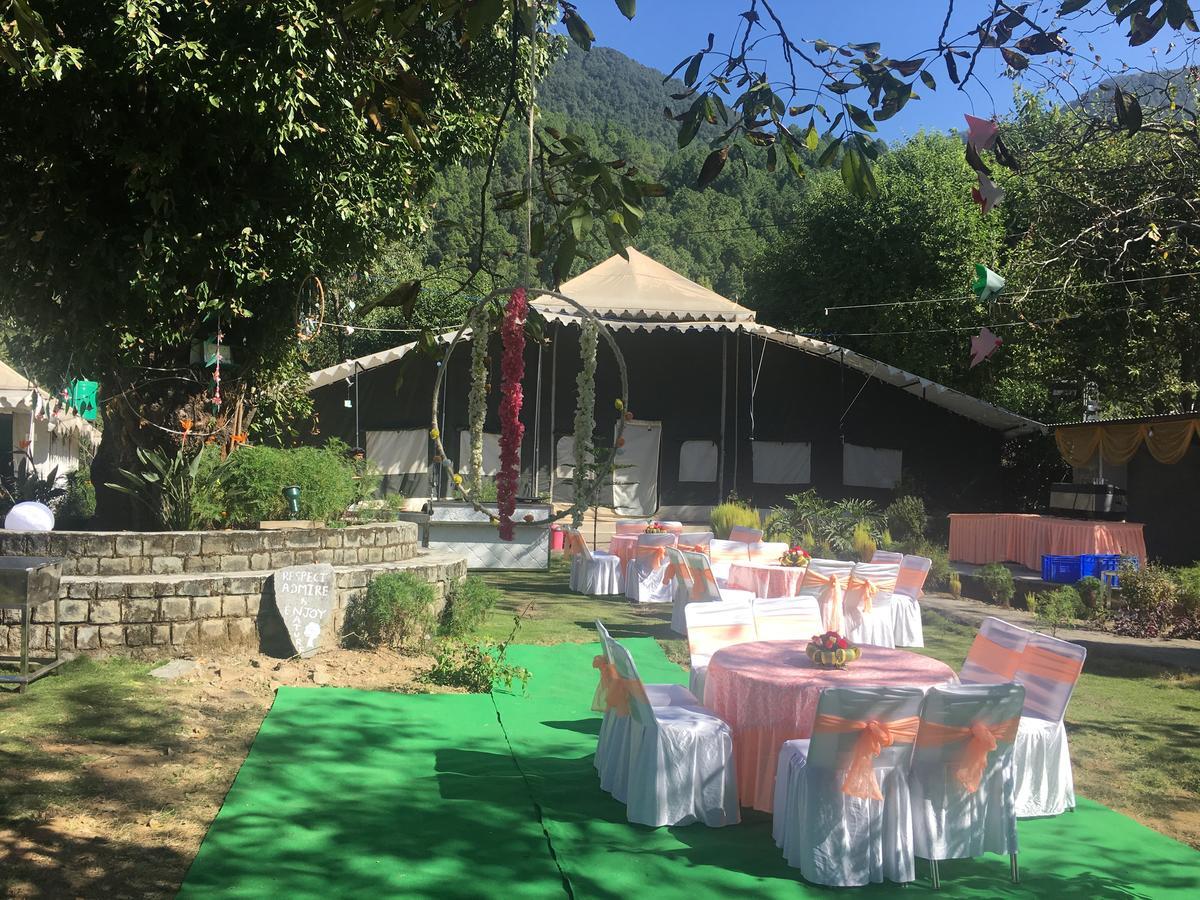 Tatva Bir Tents And Hotel Kangar Bagian luar foto
