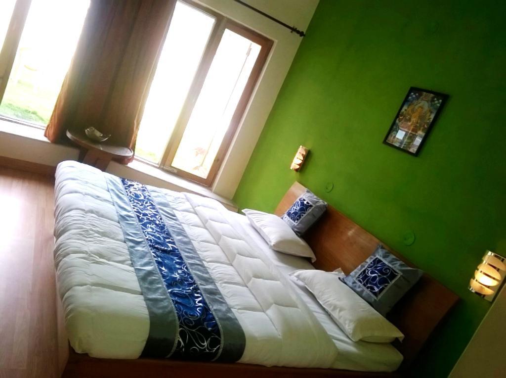 Tatva Bir Tents And Hotel Kangar Bagian luar foto
