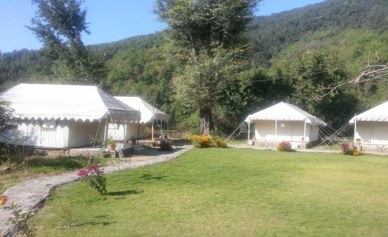 Tatva Bir Tents And Hotel Kangar Bagian luar foto