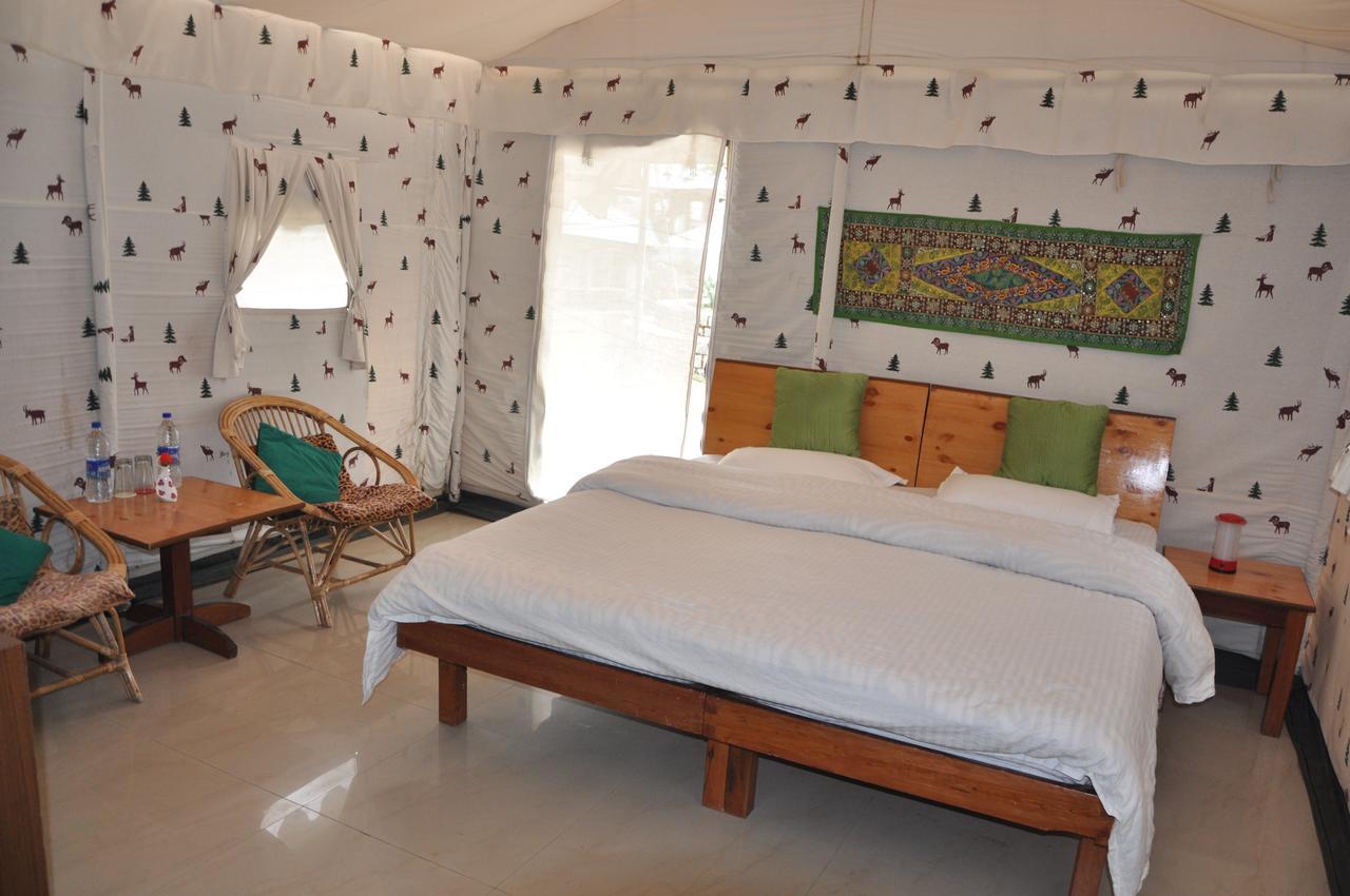 Tatva Bir Tents And Hotel Kangar Bagian luar foto