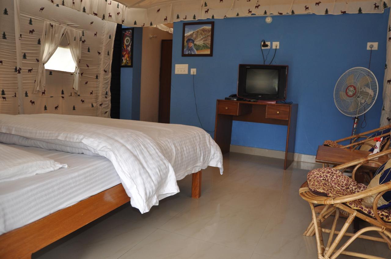 Tatva Bir Tents And Hotel Kangar Bagian luar foto
