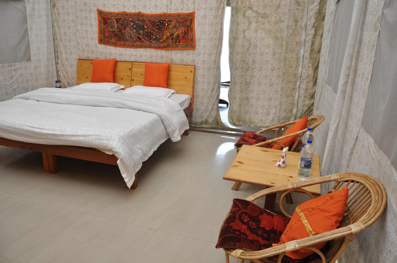 Tatva Bir Tents And Hotel Kangar Bagian luar foto