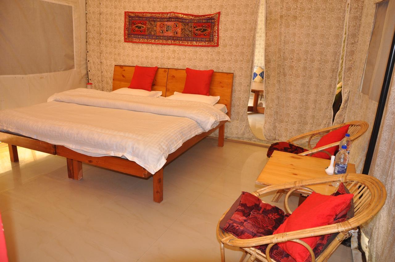 Tatva Bir Tents And Hotel Kangar Bagian luar foto