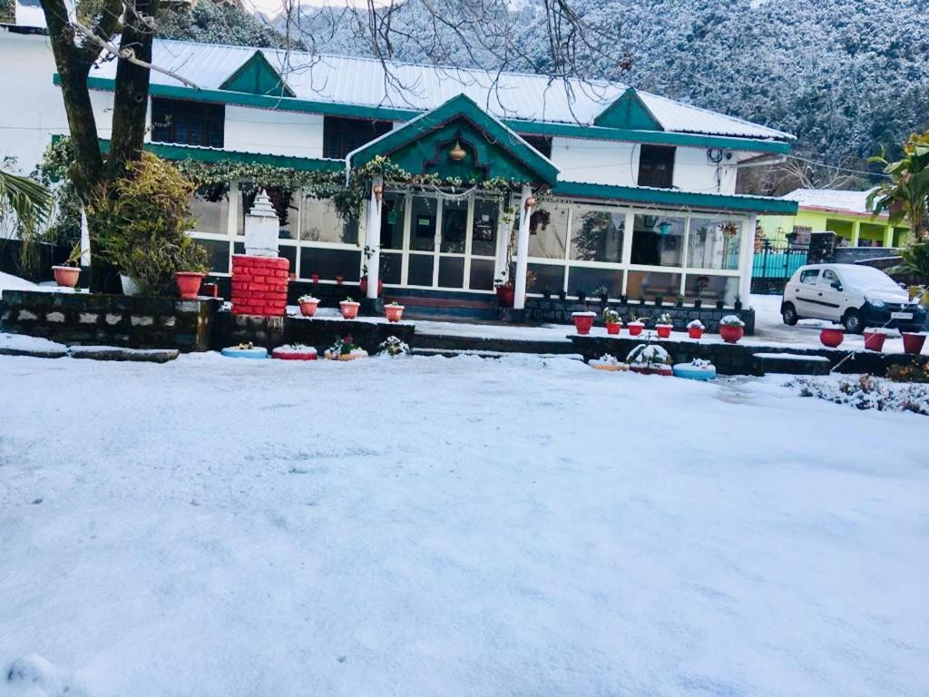 Tatva Bir Tents And Hotel Kangar Bagian luar foto