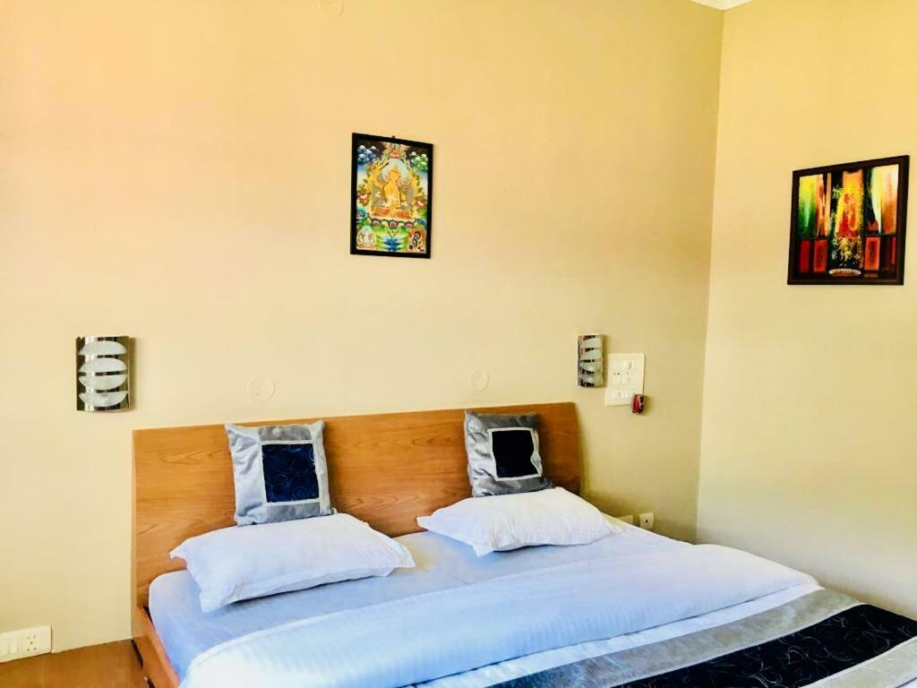 Tatva Bir Tents And Hotel Kangar Bagian luar foto